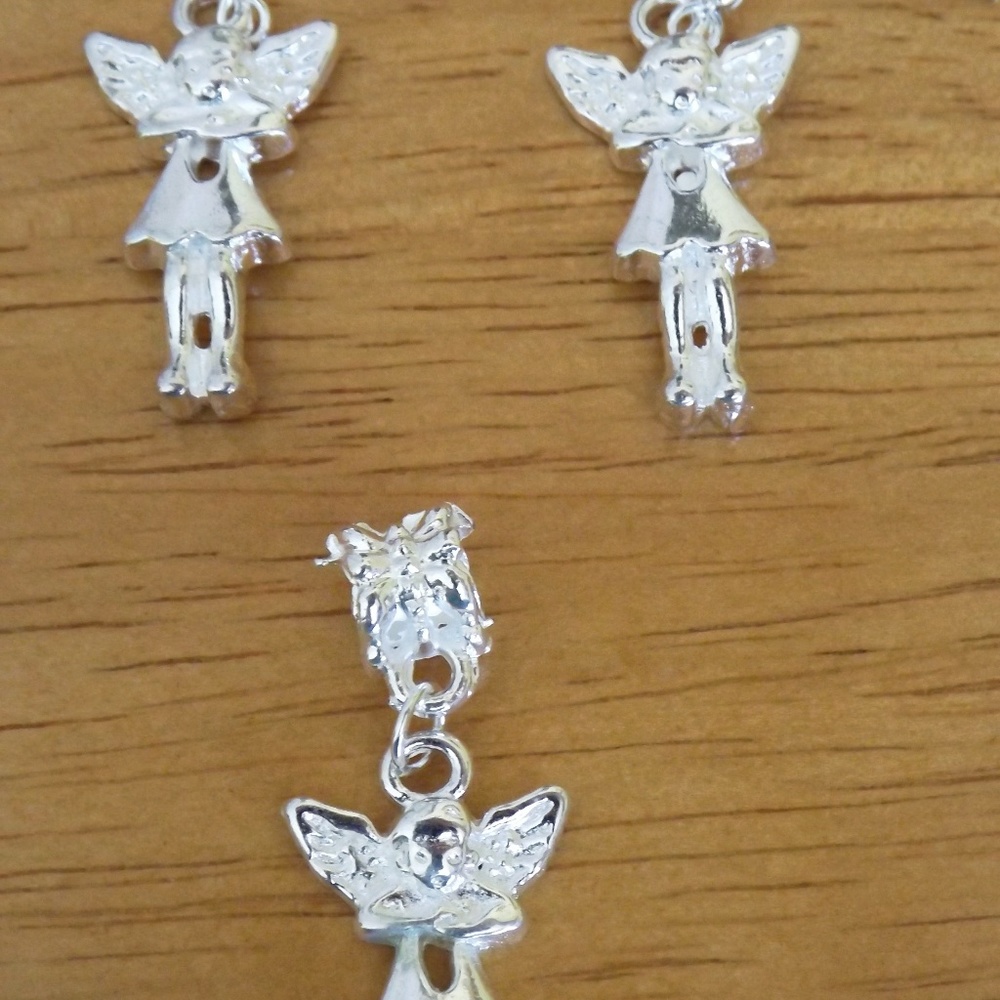Silver plated Angel pendant/earrings. New (#1910) - Picture 3 of 4